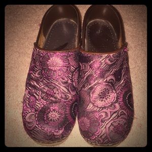 Sanita Pink Starburst Clogs Size 37